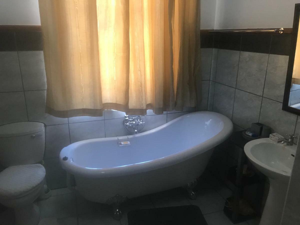 Towerzicht Guest House レディスミス エクステリア 写真